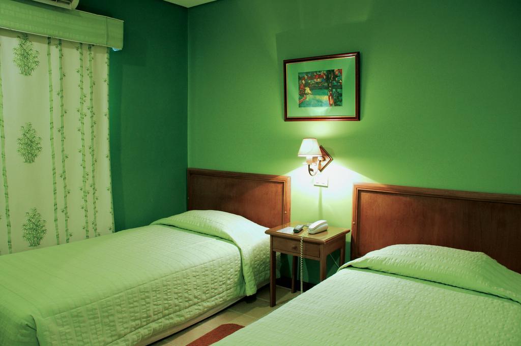 אסונסיון Hotel Bristol מראה חיצוני תמונה